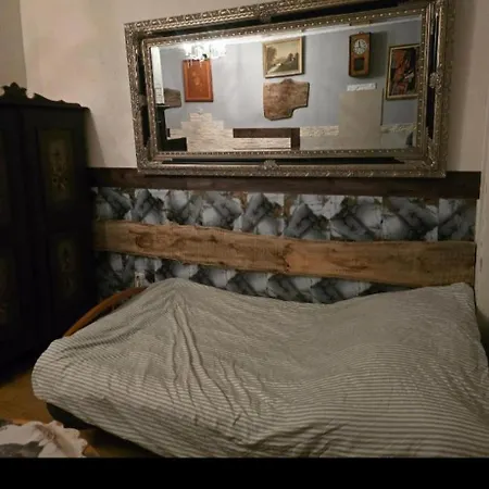 Apollo Hostel Pokoje 2-5 Osobowe Szklary-Huta26 Хостел *