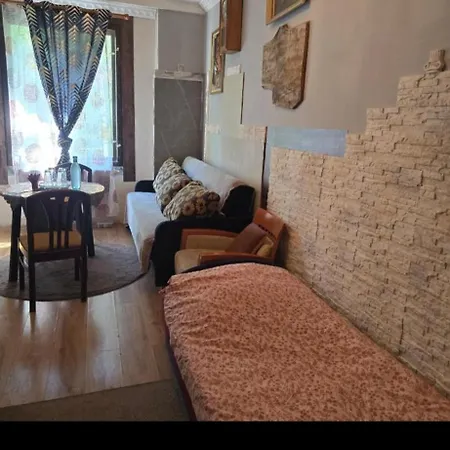 Apollo Hostel Pokoje 2-5 Osobowe Szklary-Huta26 *