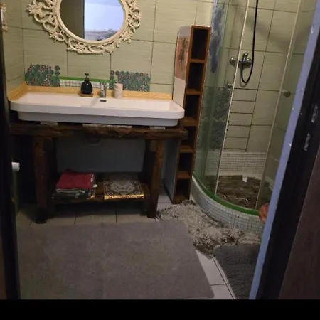 Хостел Apollo Hostel Pokoje 2-5 Osobowe Szklary-Huta26